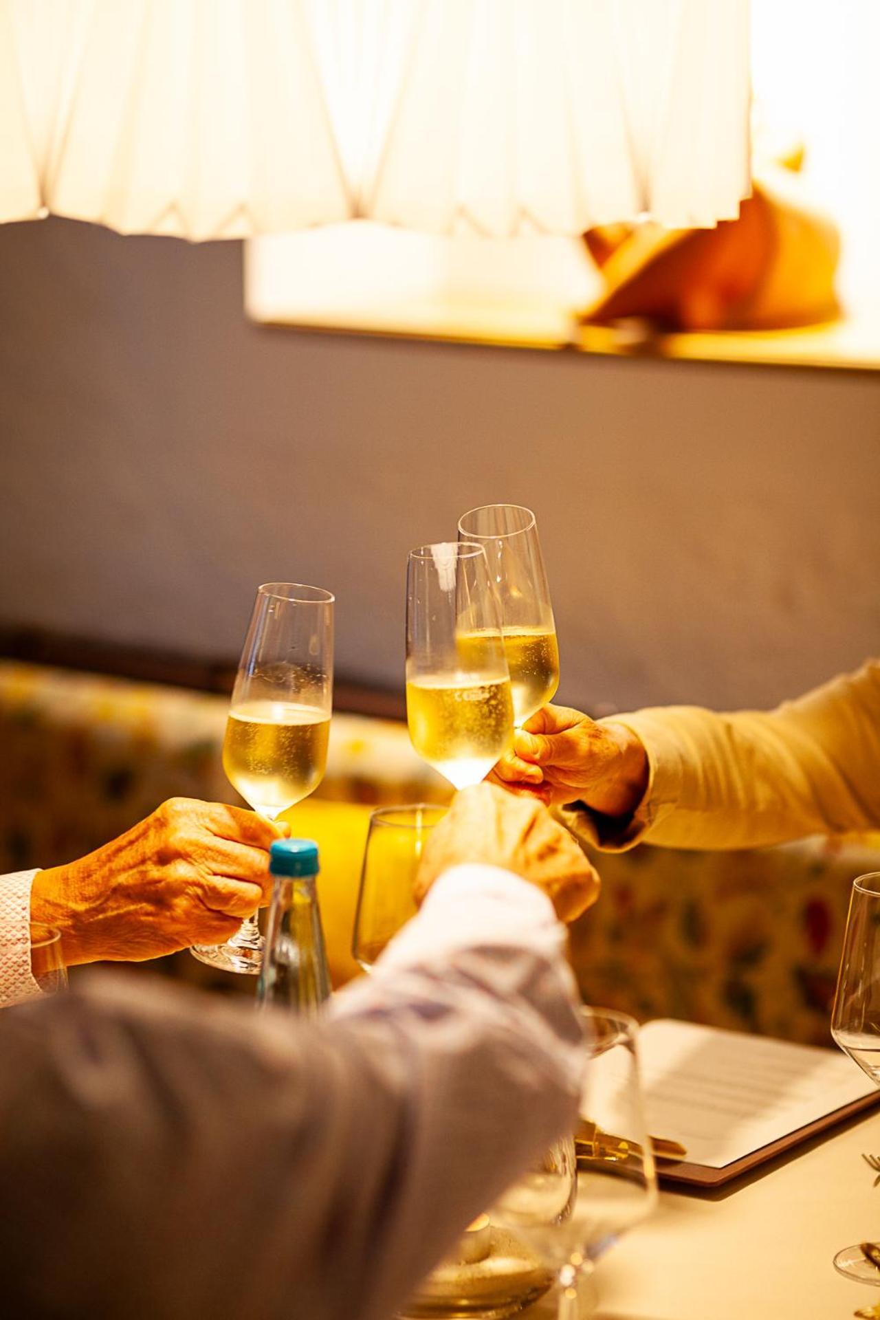 Romantik Hotel Zur Sonne Μπάντενβαϊλερ Εξωτερικό φωτογραφία